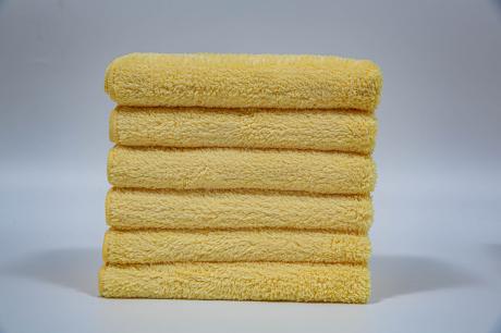 Plush Microfiber Cloth - Ideal for using Car cleaning (6 Pack)